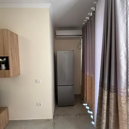 Joana Prestige 아파트 티라나